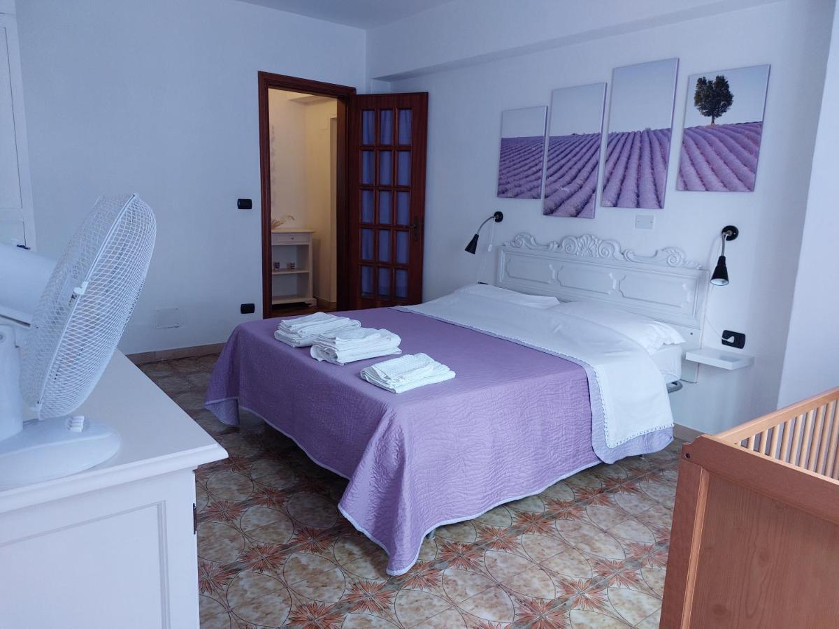 Agriturismo Giorgi Appartamenti In Riviera Ligure Albenga Buitenkant foto