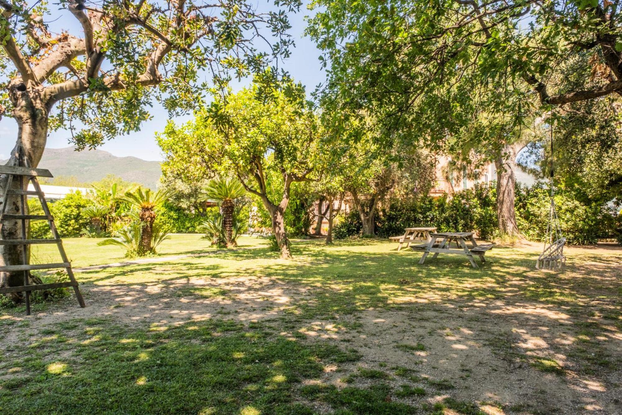 Agriturismo Giorgi Appartamenti In Riviera Ligure Albenga Buitenkant foto